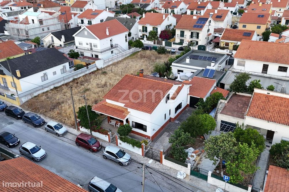 Moradia Isolada T4 com Potencial de Personalização – Quinta do Cond...