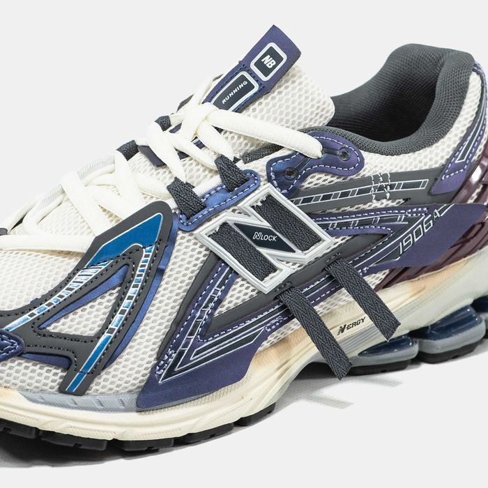 Кросівки New Balance 1906А premium