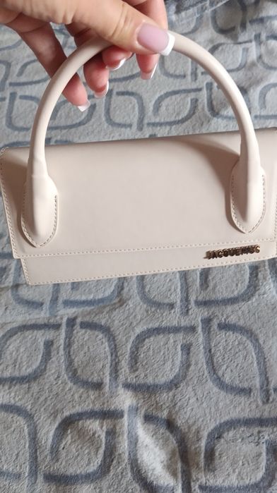 Жіноча сумочка Jacquemus