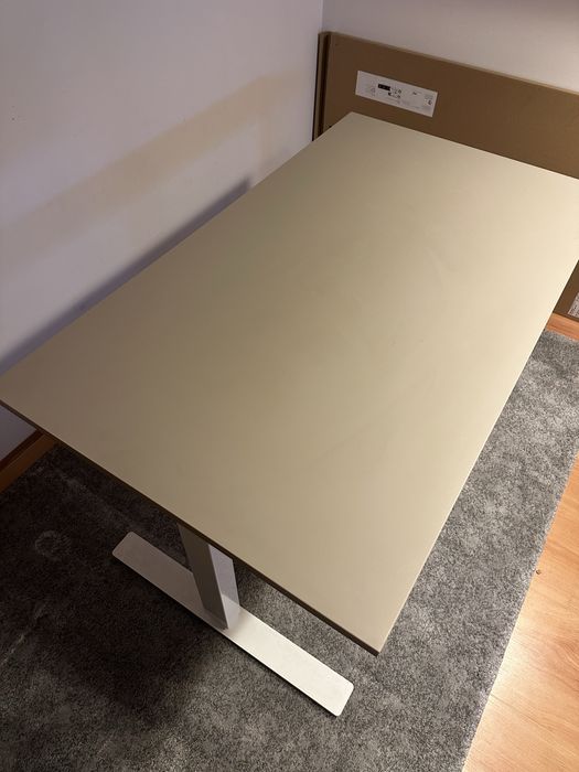 TROTTEN height-adjustable desk (standing/sitting).64584264377985123