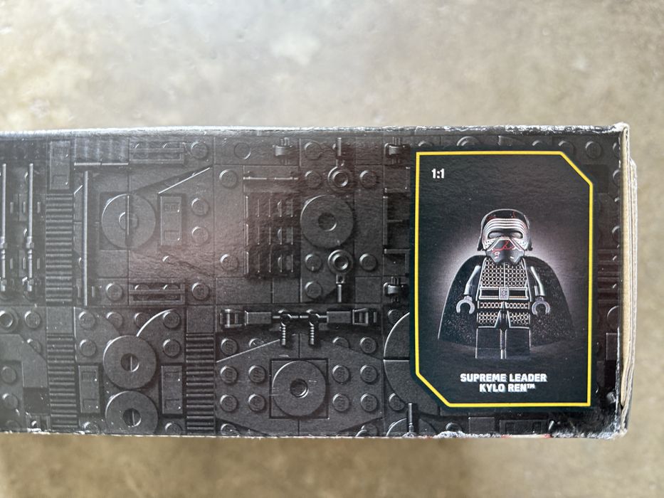 LEGO Star Wars Episode IX 75256 Kylo Ren's Shuttle (Set descontinuado)