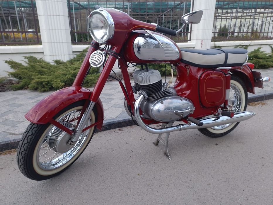 Продам мотоцикл Jawa 350 typ 360.00
