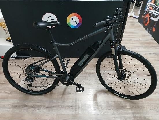 BICICLETA DE TREKKING ELÉTRICA RIVERSIDE 500 E CINZENTO