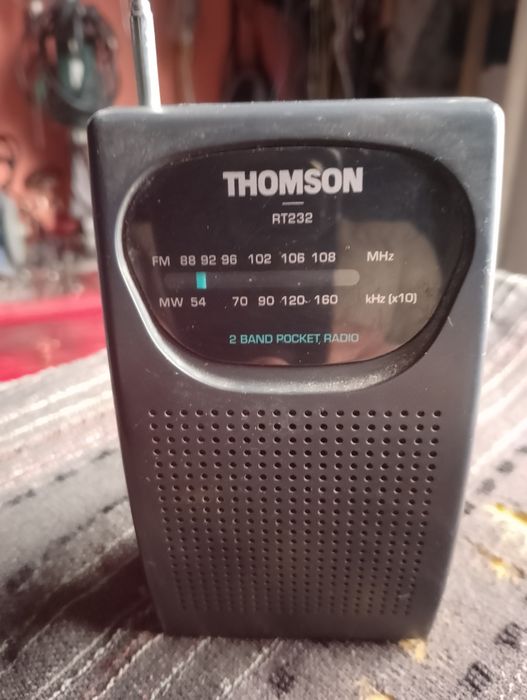 Radio portátil Thomson