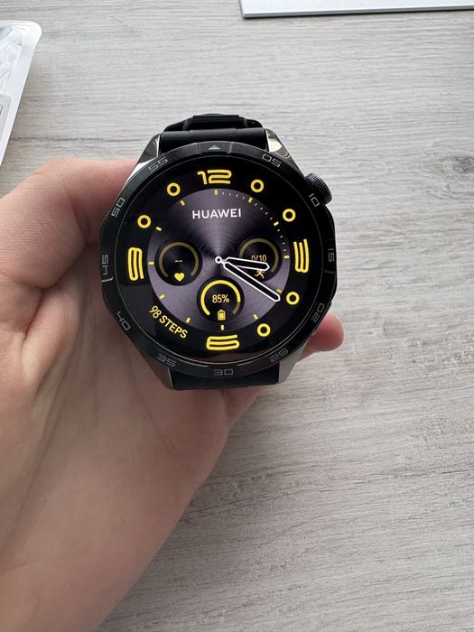 Huawei watch gt 4