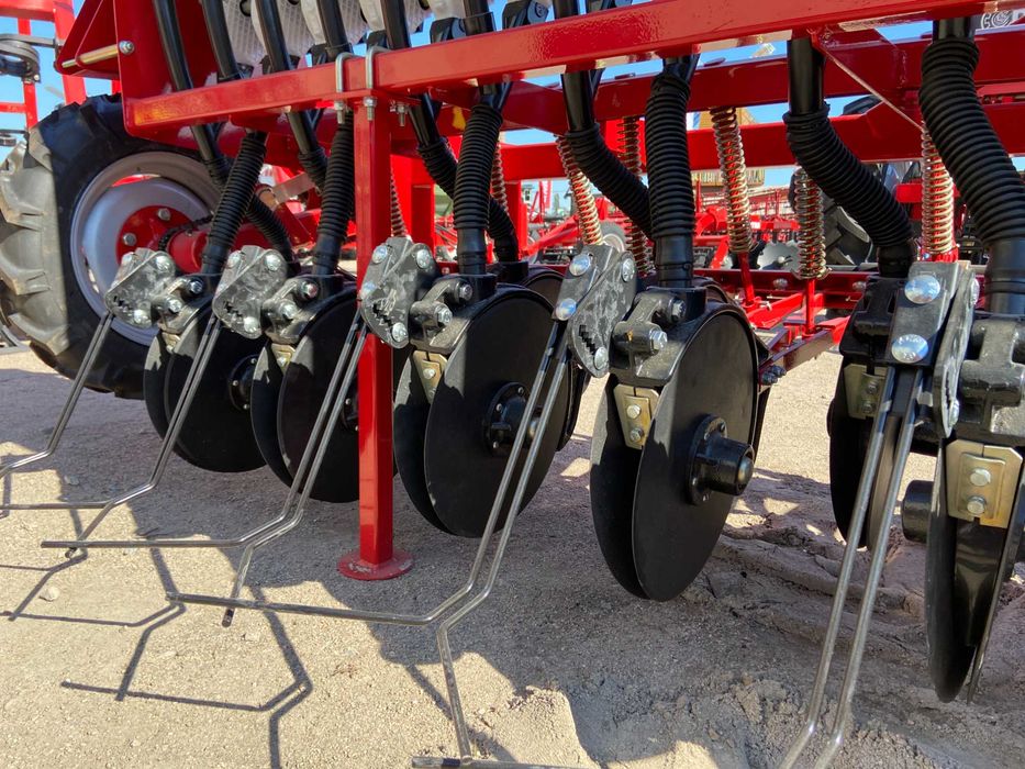 Компенсація Сівалка СЗ 3,0 м зернова навісна 1,8 2,1 2,4  2,7 соя рапс