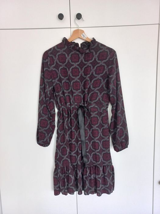 Sukienka z falbanką New Collection rozmiar L