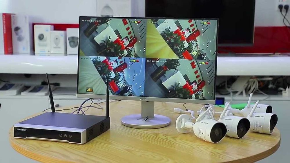 Wi-Fi комплект відеоспостереження Hikvision NK42W0H-1T(WD)(D)