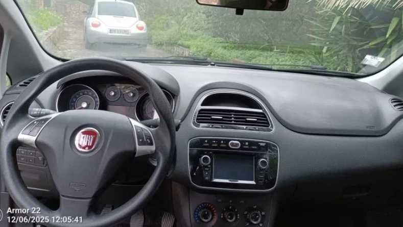 Fiat Punto   1.2 Young