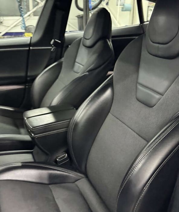 Tesla Model S 2017