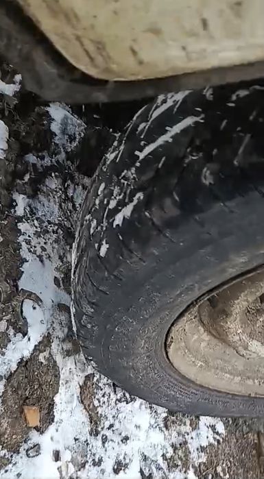 Продам колеса москвіч жигуль волга є ступіци доних є комплект резини