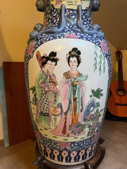 Chinese Vase with Wooden Base
