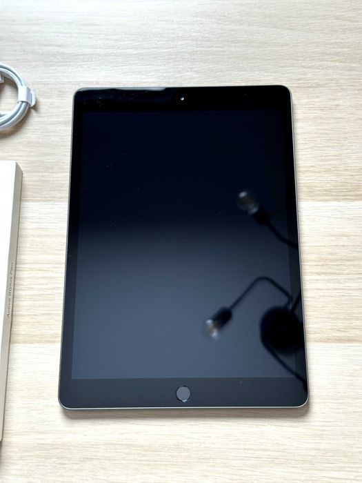 iPad 7 32GB – 95% Baterii (92 cykle), Sprawny, 30 dni gwarancji
