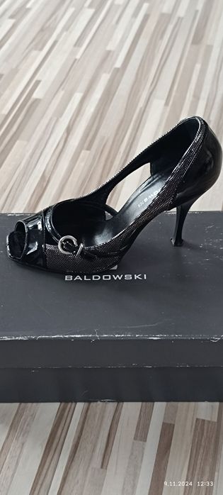 Szpilki Baldowski rozm. 37