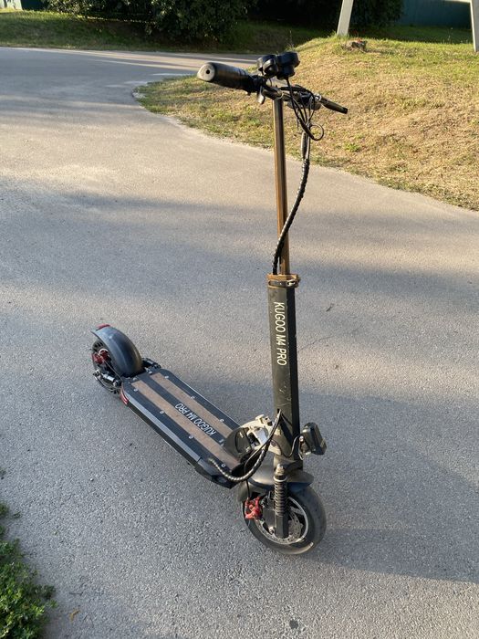 Електросамокат Kugo m4 pro