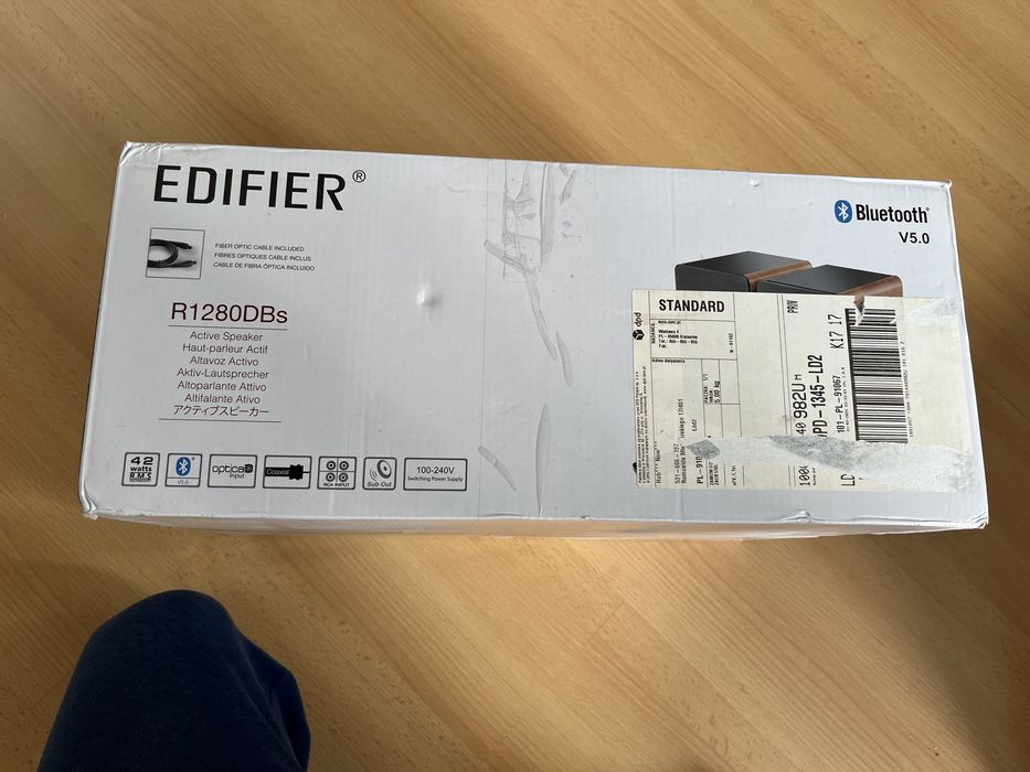 Edifier R1280DBs kolor drewniany