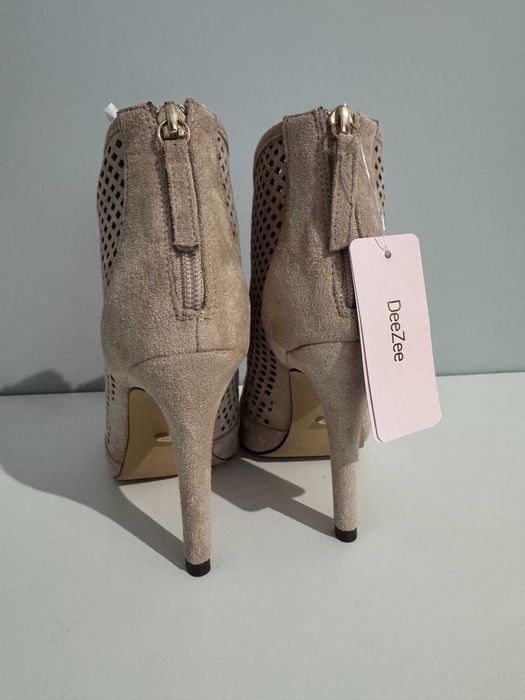 buty szpilki damskie | DeeZee | rozm. 35 | beżowe