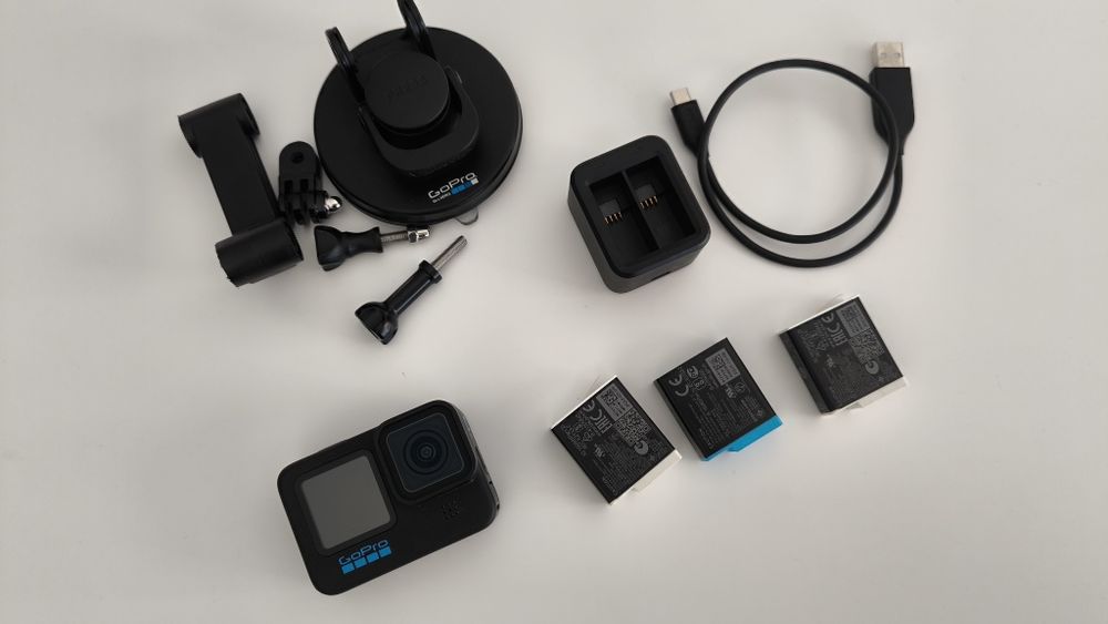 GO PRO BLACK + extras