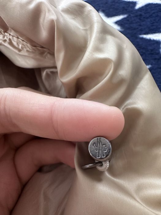 Курта Moncler оригинал