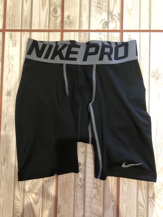 Компрессионные, термо шорты Nike PRO