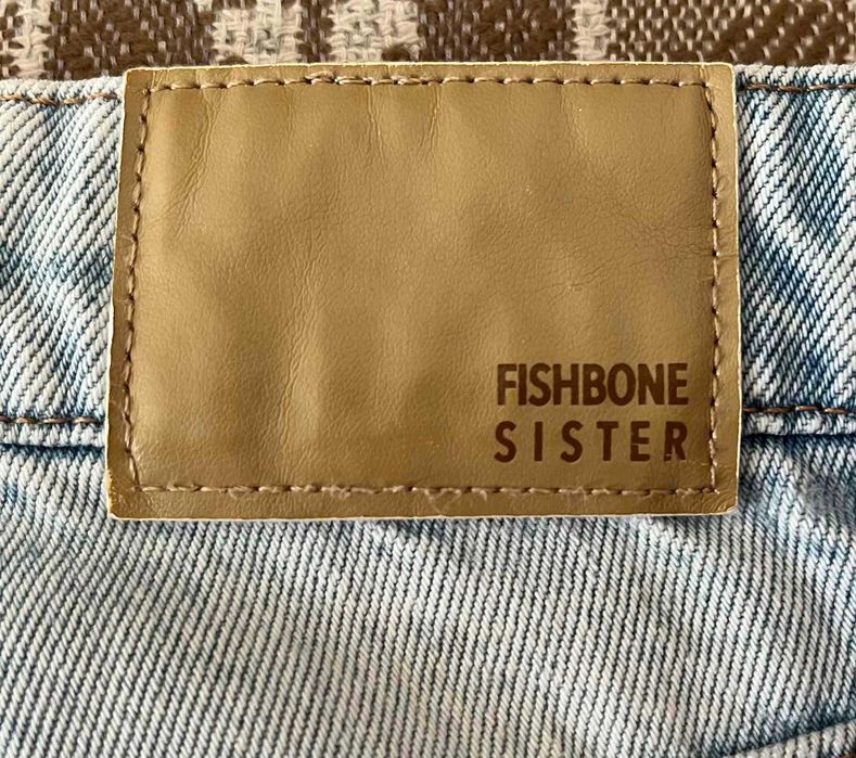 Джинсы Fishbone sister  - размер XXS