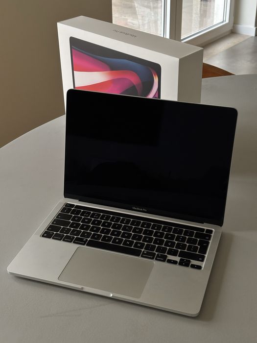 MAcBook Pro 13-inch  16G Ram / 512GB SSD