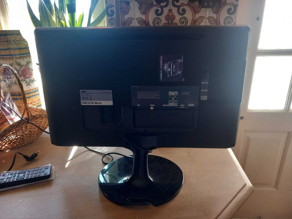 TV Samsung de bancada