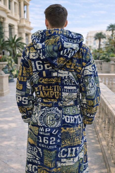 48-50р,и52- 54р синий мягкий приятный к телу хорошего качества