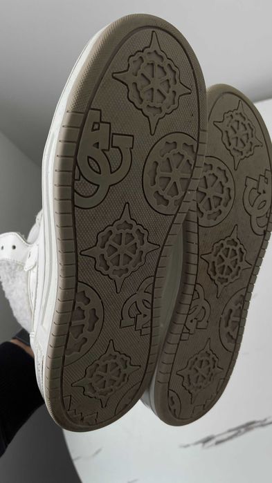 Guess демісезонні ботінки 40 розмір оригінал