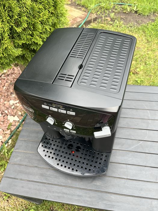 Автоматична кавомашина Delonghi Magnifica ECO. Після ТО і налаштувань гарантія