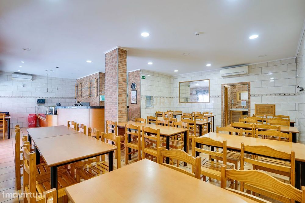 Restaurante / Cafe Equipado Vale Fetal, Charneca de Caparica