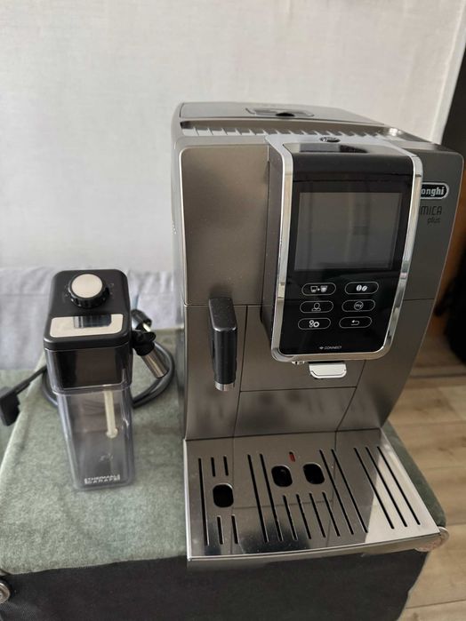Ekspres do kawy Delonghi Dinamica Plus