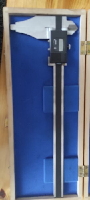 Suwmiarka elektroniczna VIS