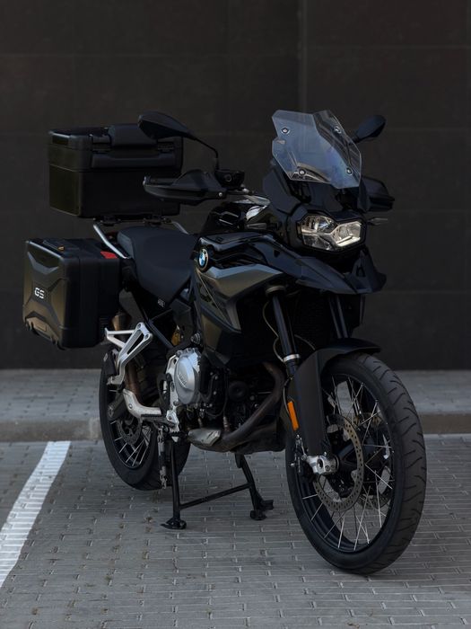 BMW F850GS - Triple Black! Full Extras!