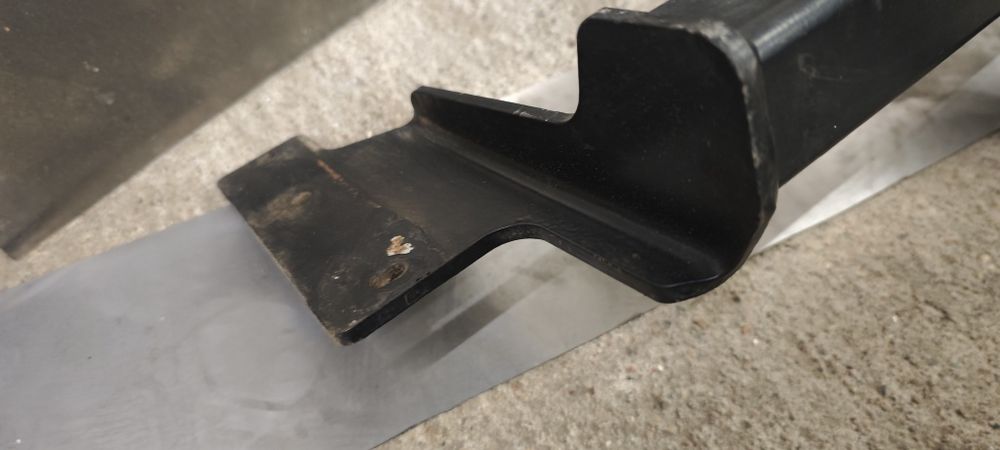 Hak do Opel Vectra C sedan