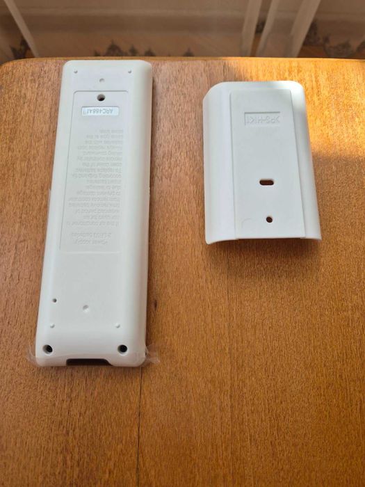 Новый оригинальный пульт ддя кондиционера Daikin - ARC466A1 с держателем