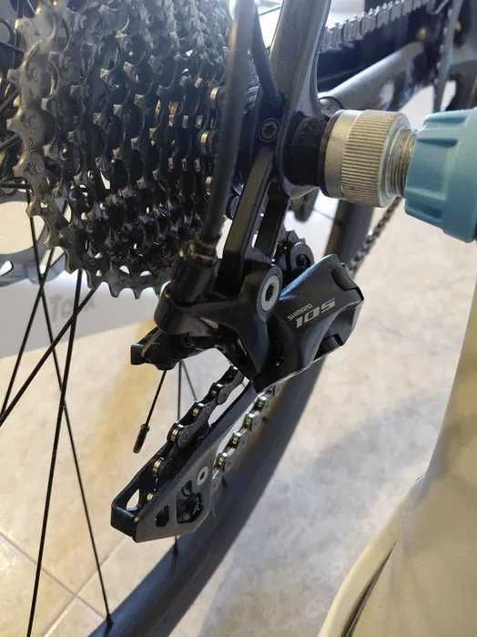 Bicicleta estrada Scott Addict 30 M