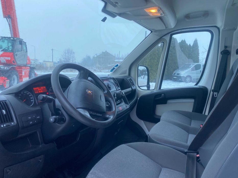Peugeot Boxer 2.2 HDI Rok 2013 Zabudowa Warsztatowa
