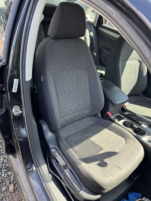 Комплект сидінь VW Passat B9 NMS сидіння сідушки пасат б9 нмс