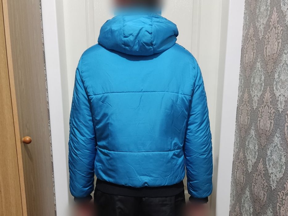 Стильная зимняя женская куртка