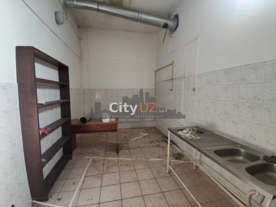 Продається комерційне приміщення у Розівці