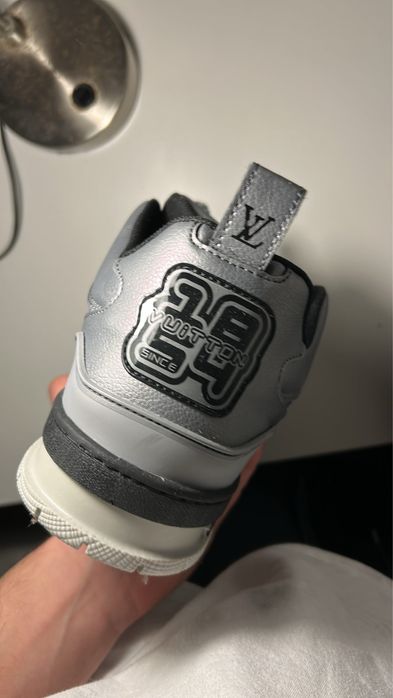 Louis Vuitton Skate nº45
