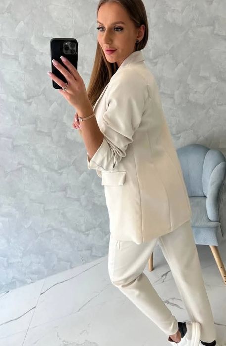 Gartitur damski komplet beżowy S