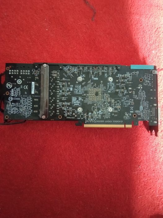 AMD  Radeon Gráfica R9 280 3gb