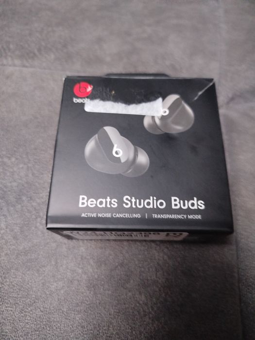 bezprzewodowe słuchawki douszne Beats Studio Buds