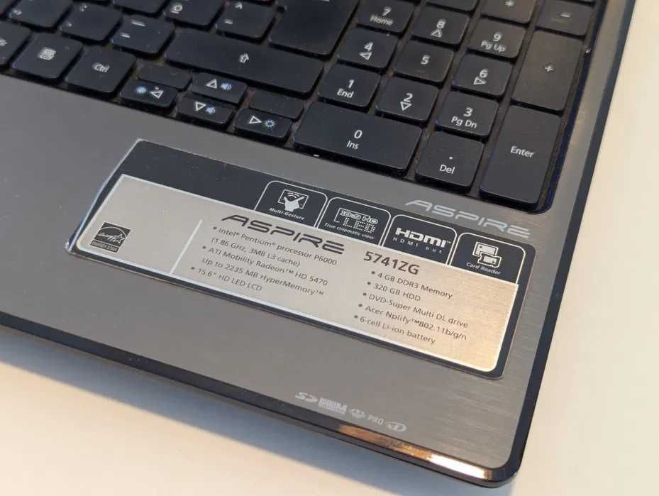 Portatil Acer 5741ZG