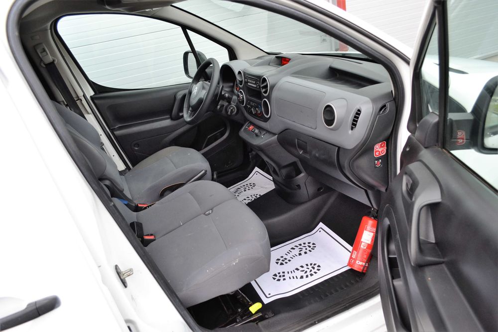 Citroen Berlingo 1.6eHDI 90KM**Automat**Blaszak**Klimatyzacja