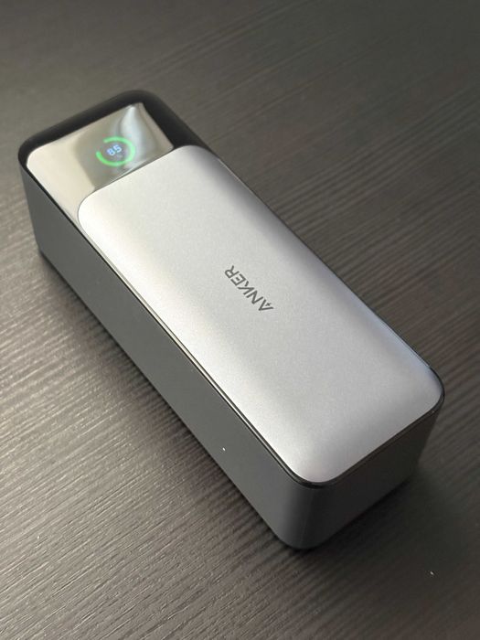 Power Bank Anker 737