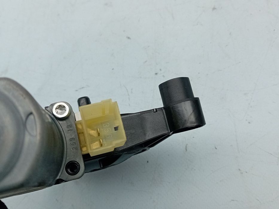 Motor vidro trás direito VOLKSWAGEN Tiguan (AD1, AX1)