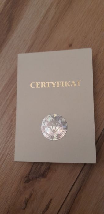585 pierścionek białe złoto z  szafirem